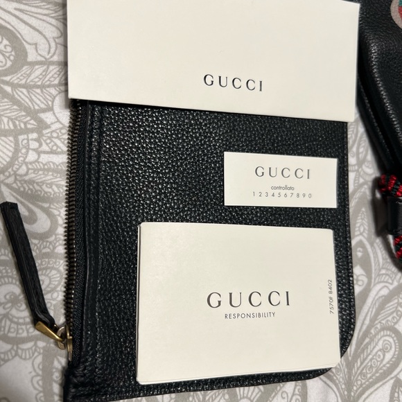 Gucci Calfskin Logo Drawstring Backpack black (NEW/NEVER USED) - Picture 16 of 16